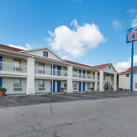 Motel 6-Livingston, Tx-2