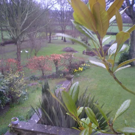 Buckley Farmhouse Bed And Breakfast-2