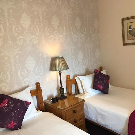 Rossmor Bed & Breakfast-3