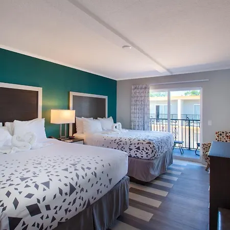 Hawthorn Suites By Wyndham Kissimmee Gateway-3