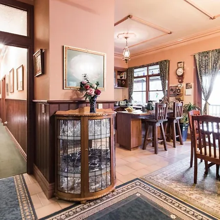 Rustic Refuge Guesthouse-2