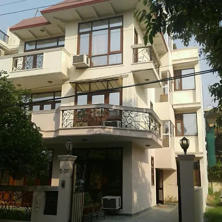 Pamposh Guest House, Gurgaon-2