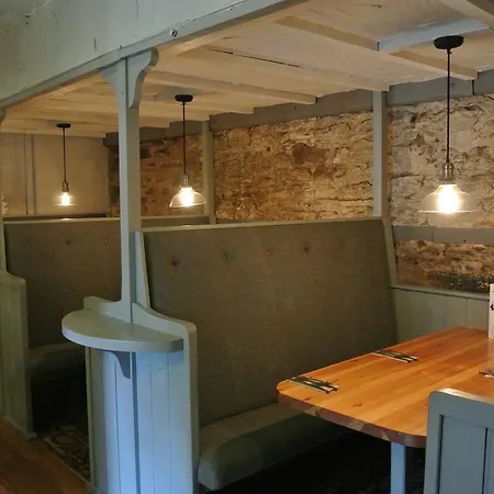 The Horse & Jockey Inn-2
