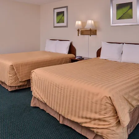 Red Carpet Inn-3