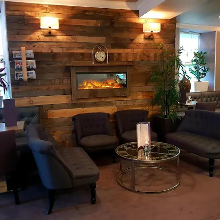 The Fairburn Hotel-2