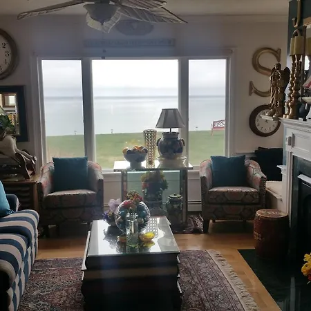 Inn 38 Oak Bluff Circle-2