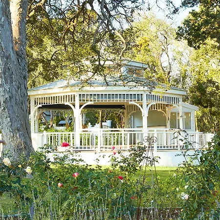 Parkes Manor-2