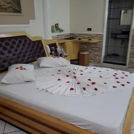 Motel Mont Blanc Gru-2