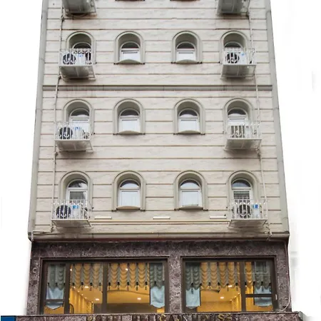 Pelican House Hotel-2