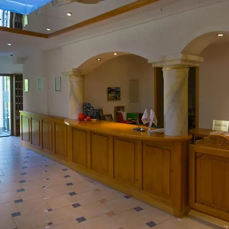 Kraehenbad Hotel-3