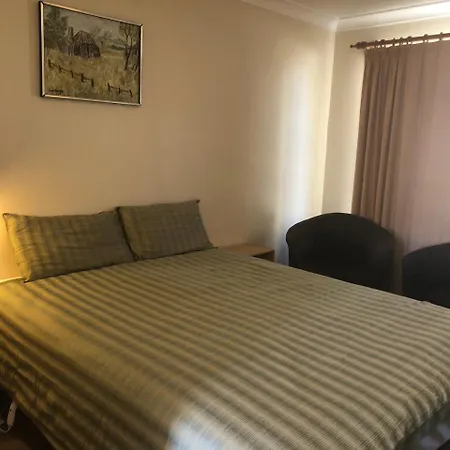 Anna Bella Motel Glen Innes-2