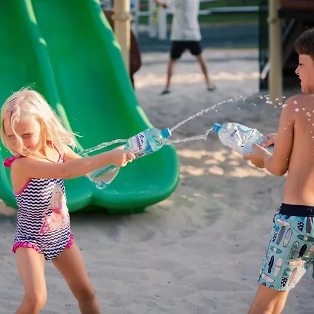 Holiday Park & Resort Pobierowo - Calodniowe Animacje I Podgrzewany Basen W Cenie-3