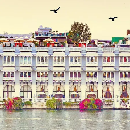 Lake Pichola Hotel-2