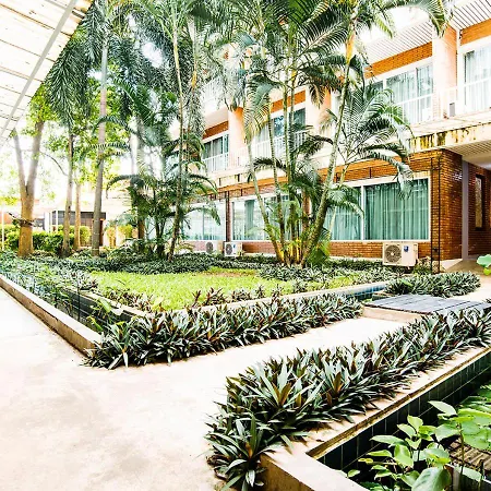B2 Resort-2