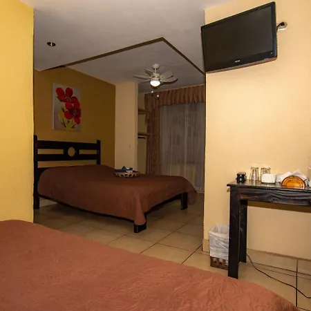 Melrost Airport Bed & Breakfast-2
