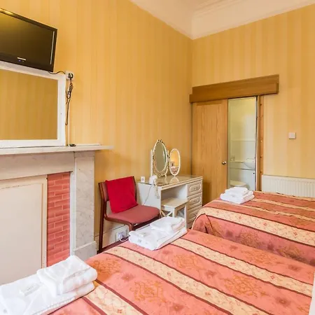 Menzies Guest House-2