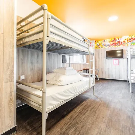 Euro Hostel-2