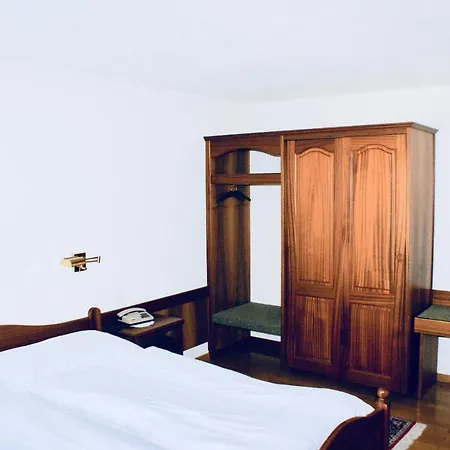 Hotel Du Pont-3