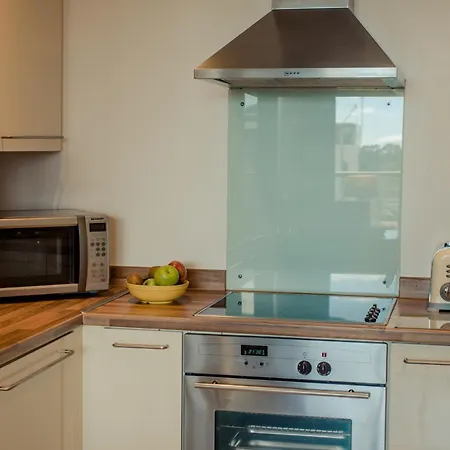Premier Suites Dublin, Sandyford-3