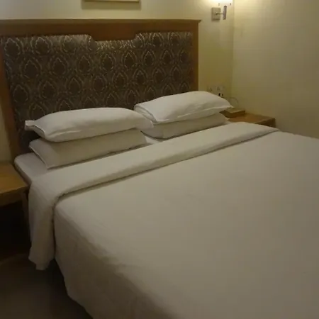 Hotel Solitaire-3