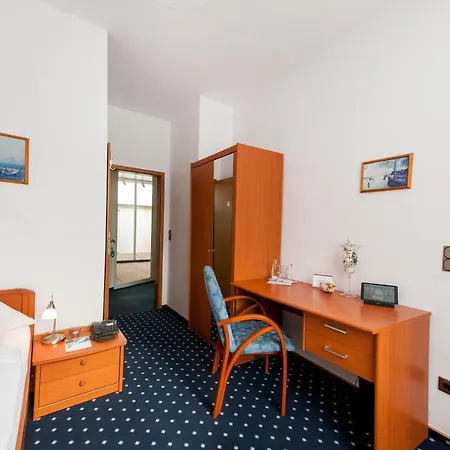 Landhotel Butjadinger Tor-2