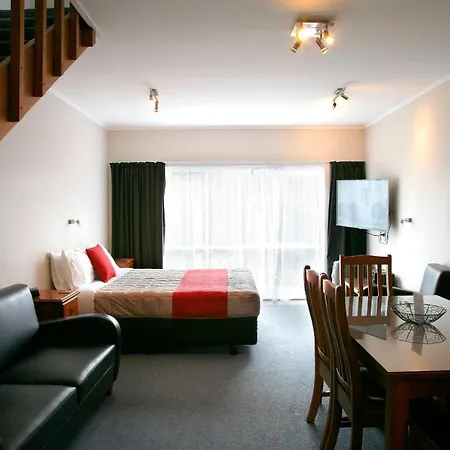 Touchwood Motor Lodge-2