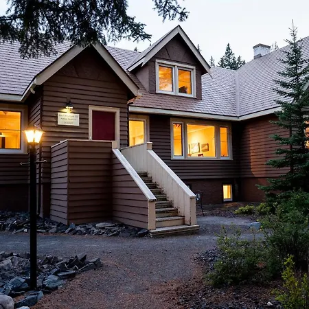 Banff Boutique Inn - Adults Only-2