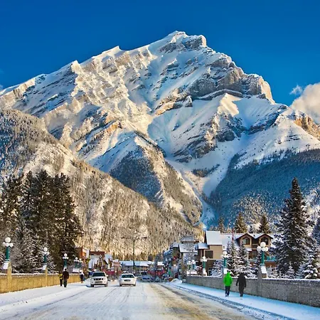 Banff Boutique Inn - Adults Only-2