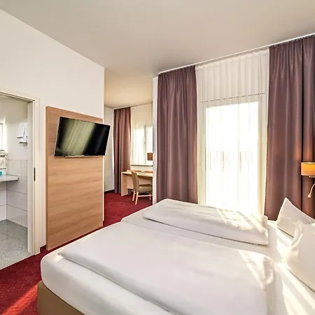 Hotel am Stadtrand-3