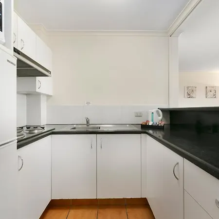 Mt Ommaney Hotel Apartments-2