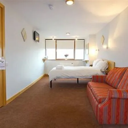 Hounslow Central Hotel-2