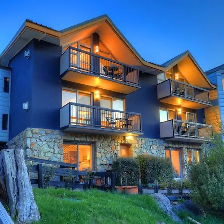 Snowgoose Apartments-2