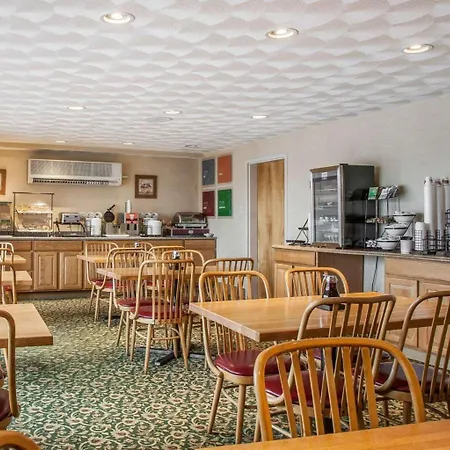 Comfort Inn At Newport Beach-3