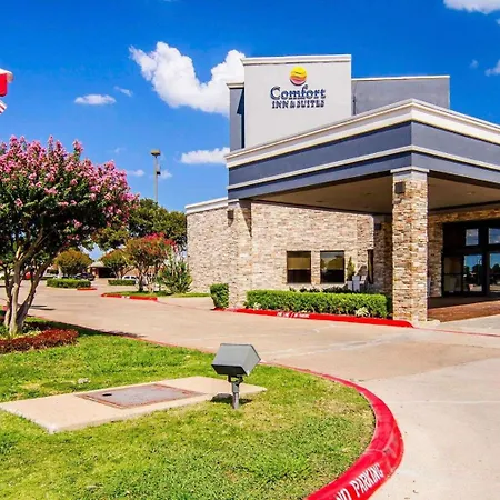 Comfort Inn & Suites Plano East-2