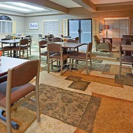 Quality Inn & Suites Eagan-2