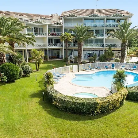 Madame Vacances Les Palmiers du Golf Service Premium-3