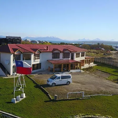 Hostal Doble E Patagonia-3