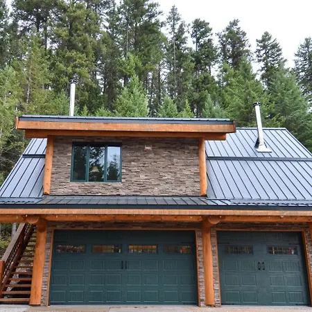 Golden Acres Mountain Lodge-3
