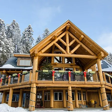 Golden Acres Mountain Lodge-2