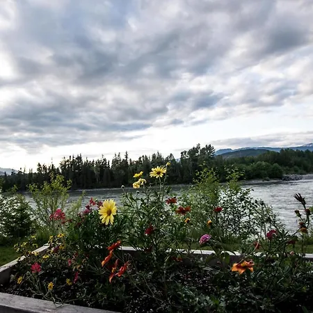 Skeena River House Bed & Breakfast-2
