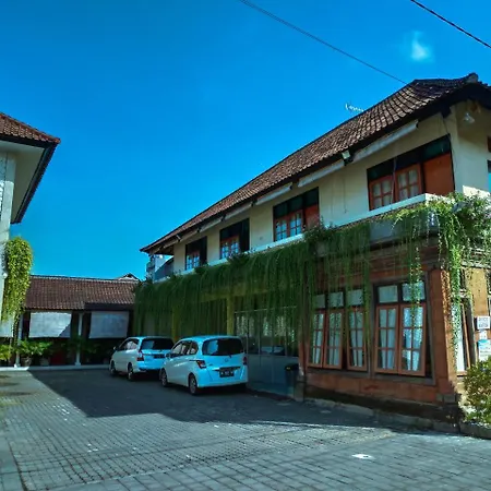 Catur Adi Putra Hotel-3