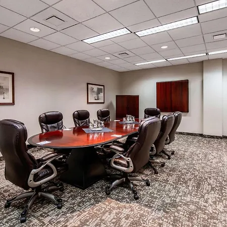 Clarion Hotel & Suites-2