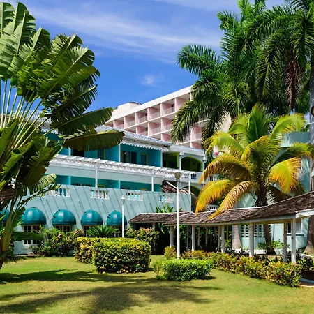 Doctors Cave Beach Hotel-3