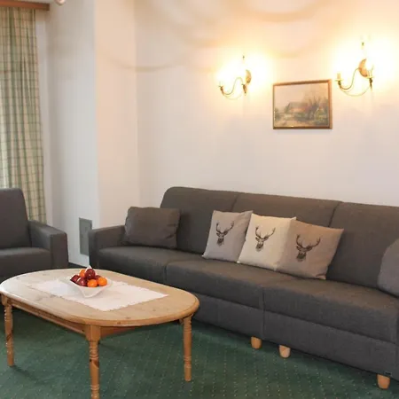 Apart Hotel Garni Strasser-3