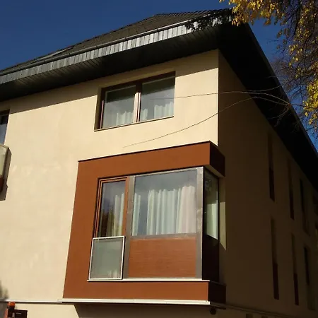 Acopark Vendégház-2
