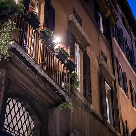 Palazzo Del Duca - Piazza Navona Guest House-3