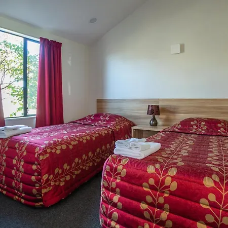 Christchurch Park Motel-2