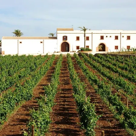 Agriturismo Baglio Donnafranca Wine Resort-3