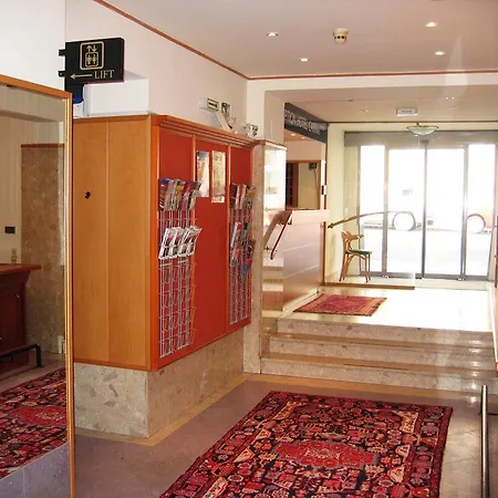 Hotel Carina-2