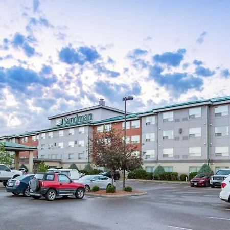Sandman Hotel & Suites Regina-3